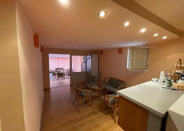 Orange House Gasthuis 3*