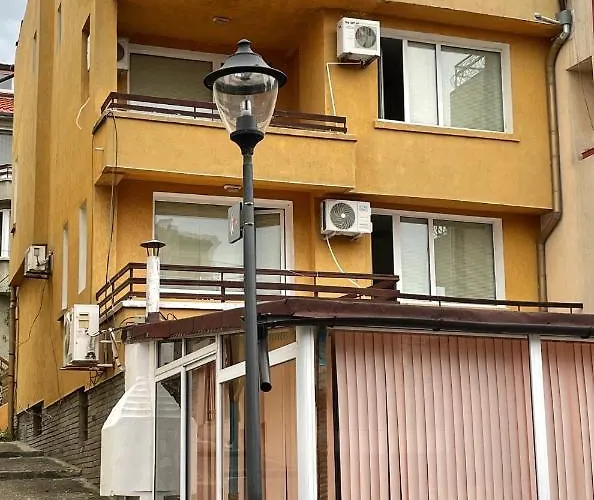 Gasthuis Orange House